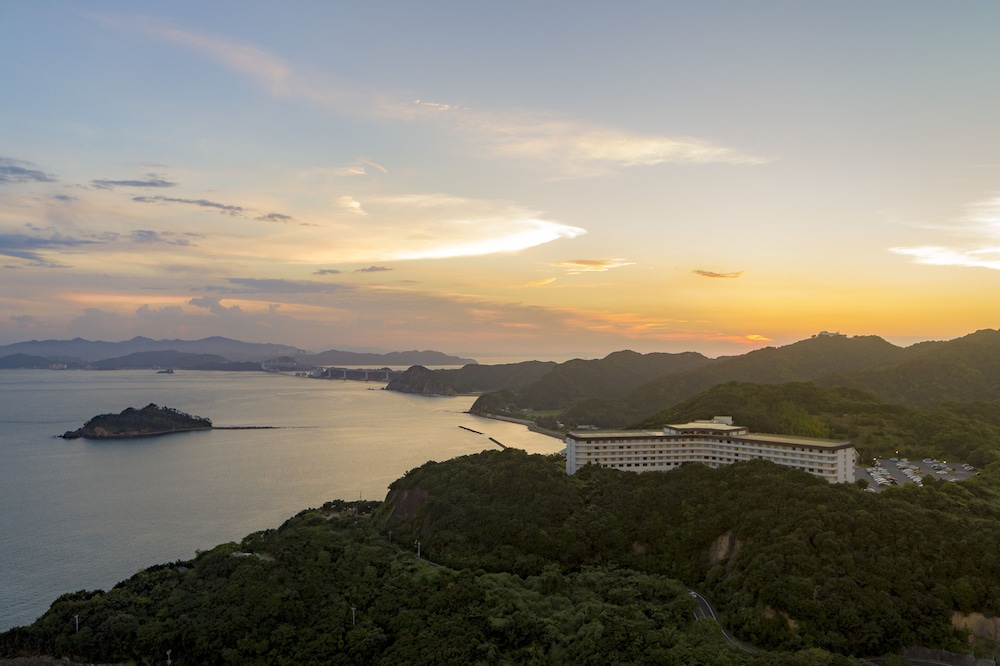 Grand Mercure Awaji Island Resort & Spa 45/47