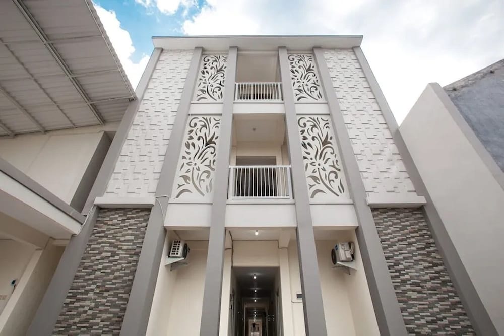 OYO 3350 Cozy Residence Syariah 1/17