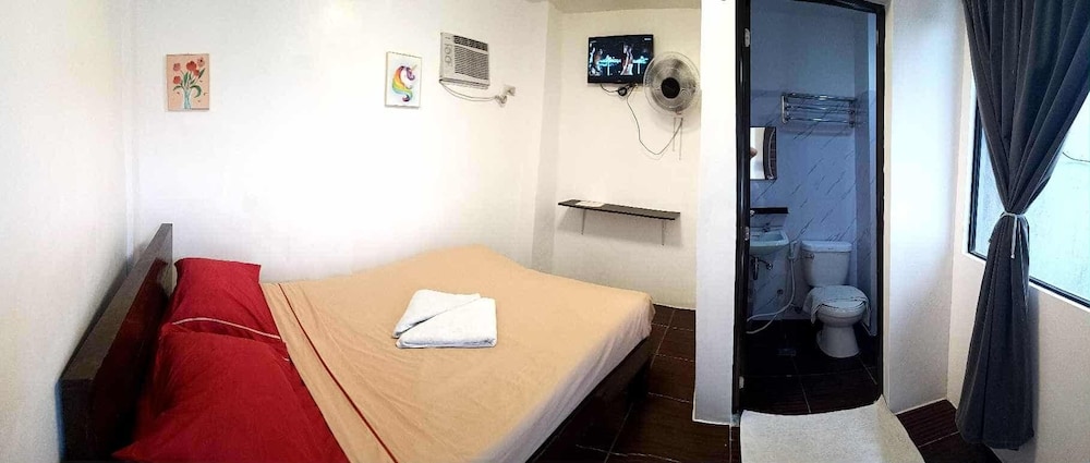 Lolas Lodge 43/59