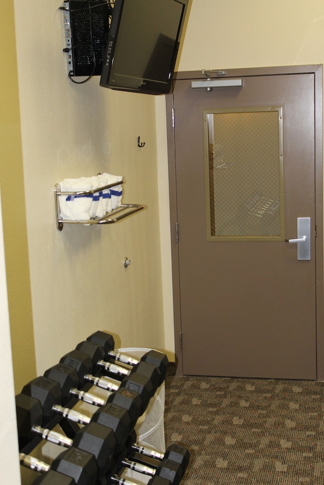 CRYSTAL SPRINGS INN AND SUITES 11/39