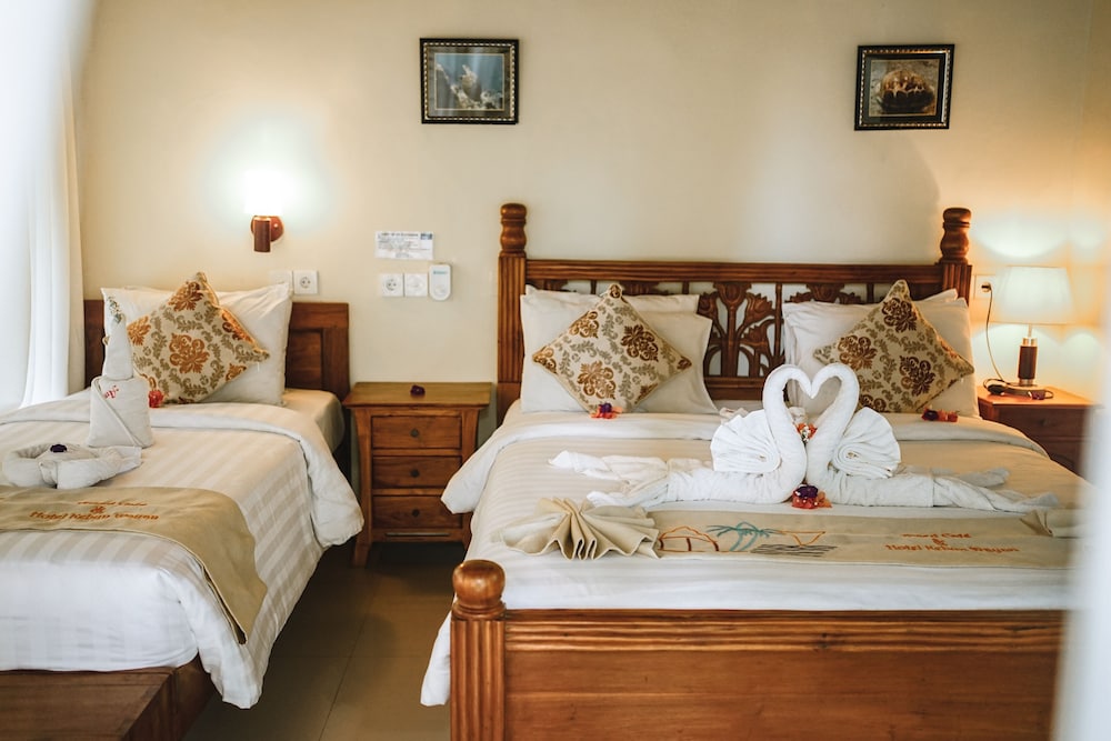 Amed Cafe And Hotel Kebun Wayan 18/50