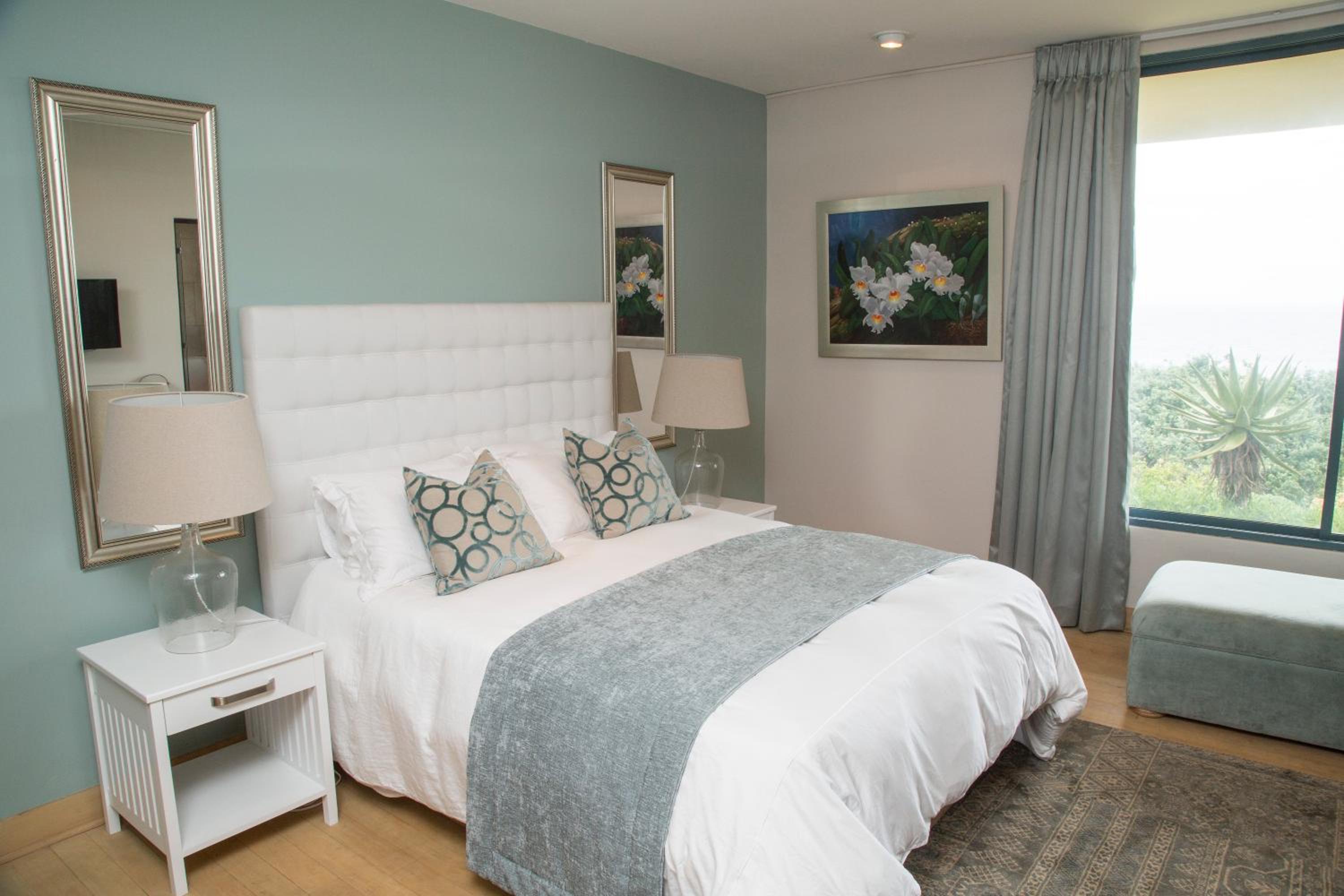 غرفة قياسية بسرير كينج