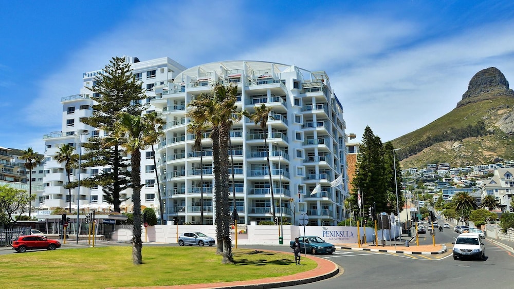 Peninsula All-Suite Hotel by Dream Resorts 43/49