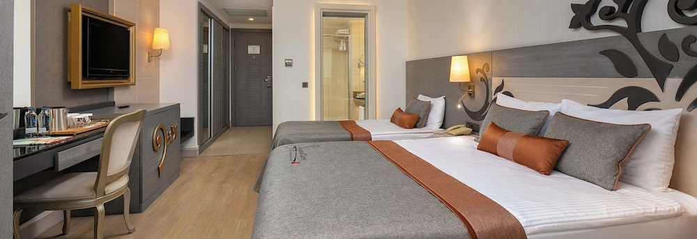 STANDARD, DOUBLE BED, SEA VIEW