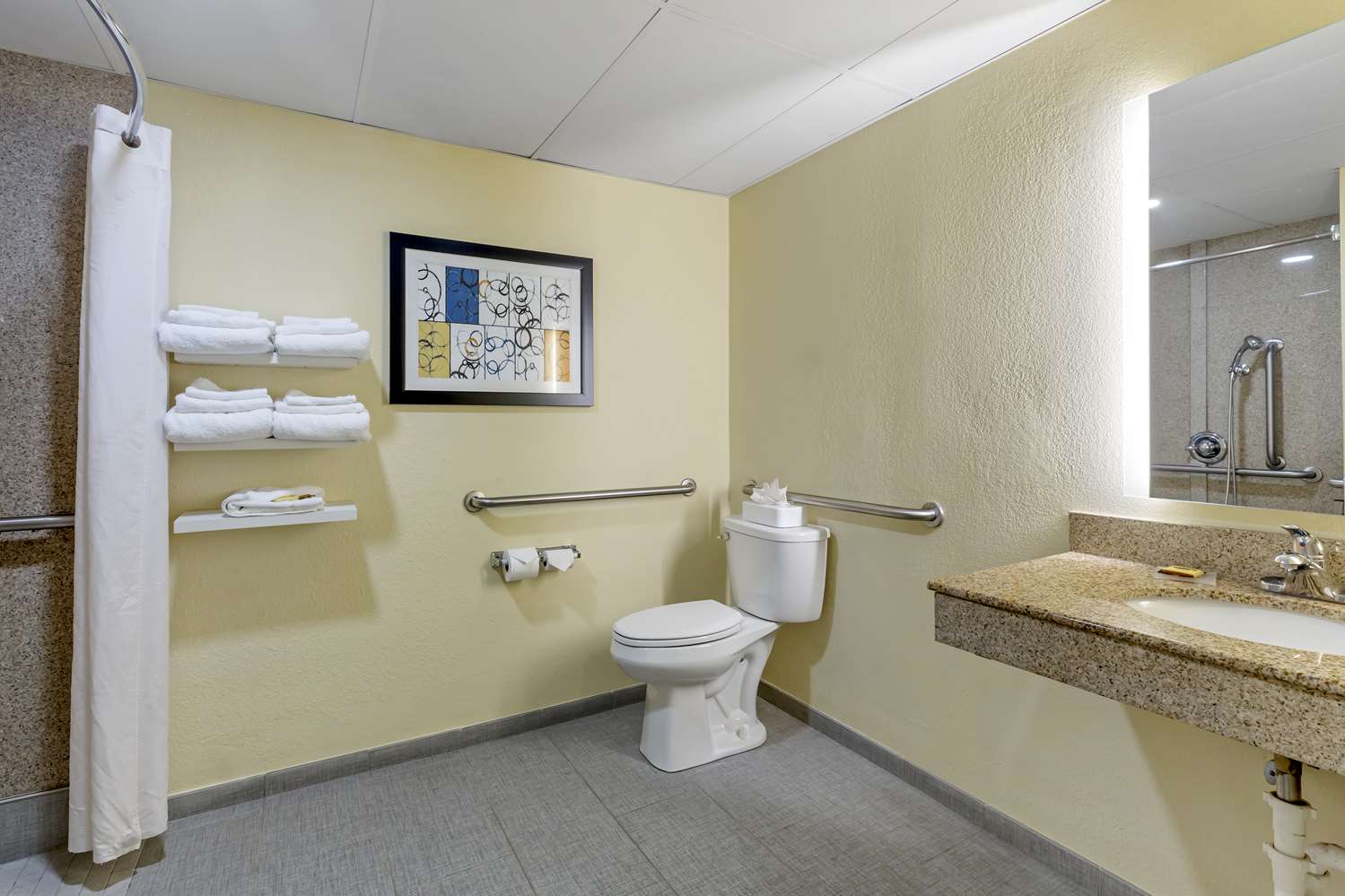 Room, 2 Queen Beds, Accessible, Best Western Plus North Shore Hotel 3/4