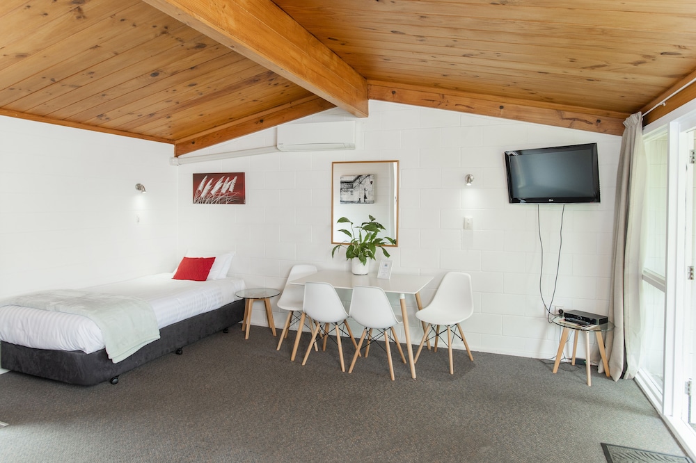 Waikanae Beach Motel 55/76