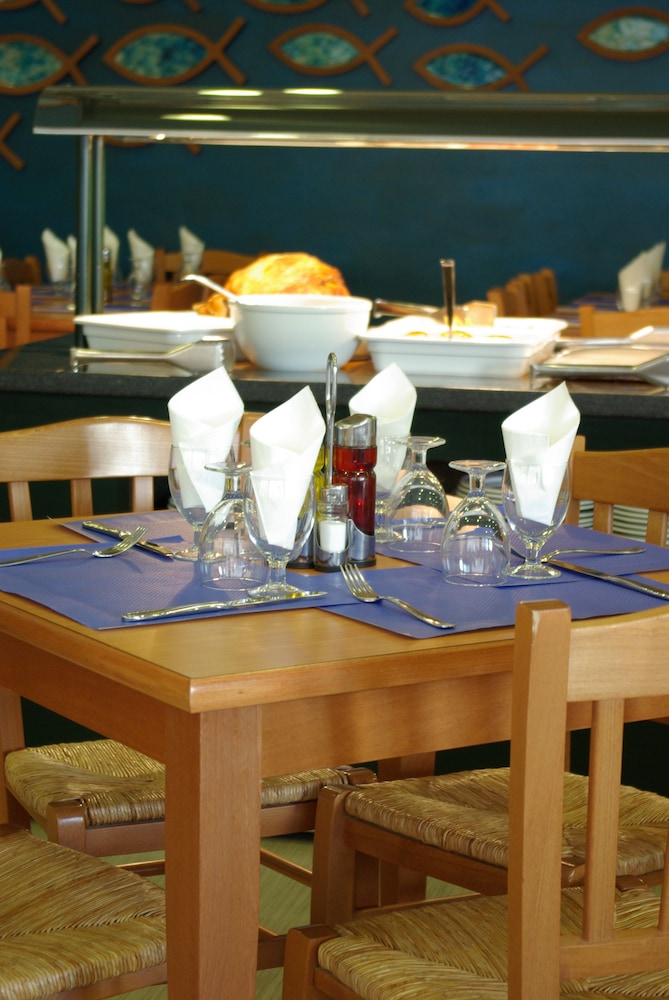 Hotel Les Illes 33/50