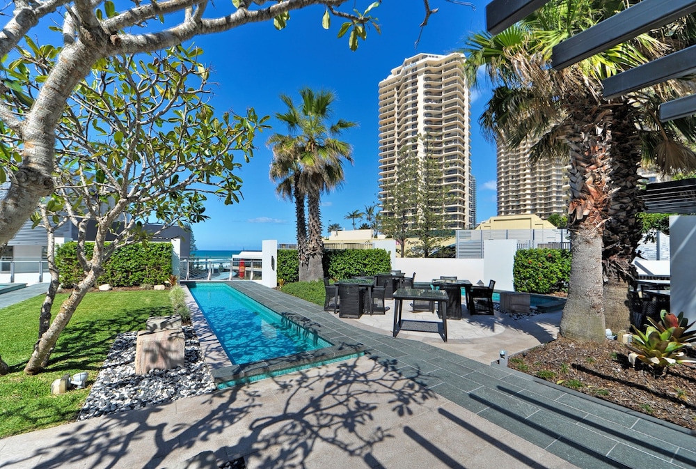 Holiday Holiday Soul Surfers Paradise 23/50