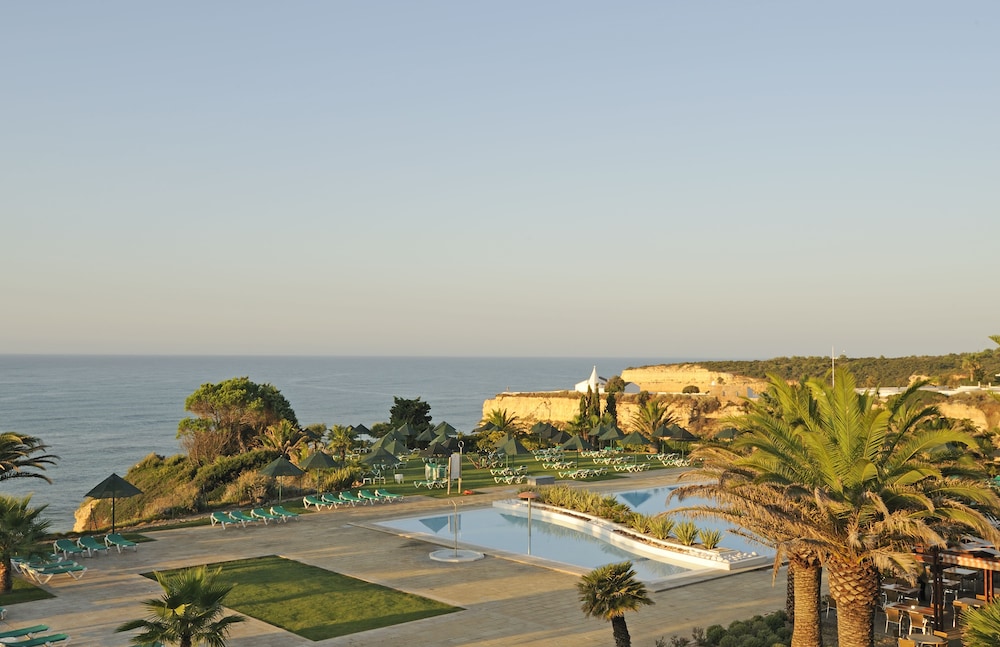 Pestana Viking Beach and Golf Resort 34/83