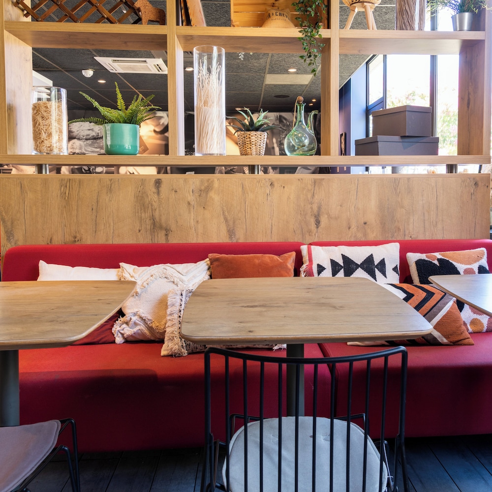 Ibis Aix En Provence Hotel 50/74