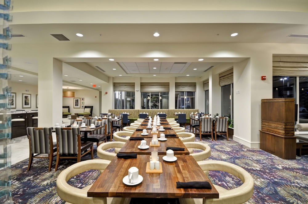 Hilton Garden Inn Detroit Troy 56/79