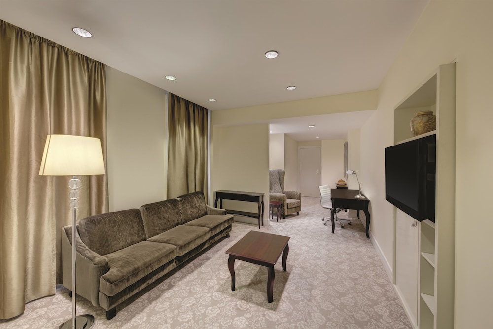 Rendezvous Hotel Melbourne 48/64
