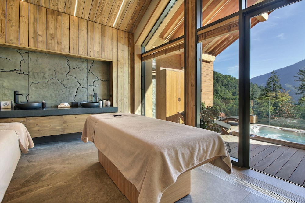Pure Montagne Resort and Spa 41/66