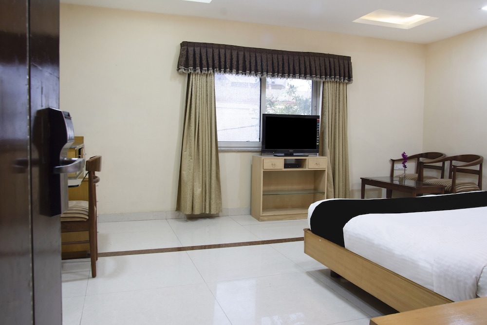 THE VINAYAK 18/54