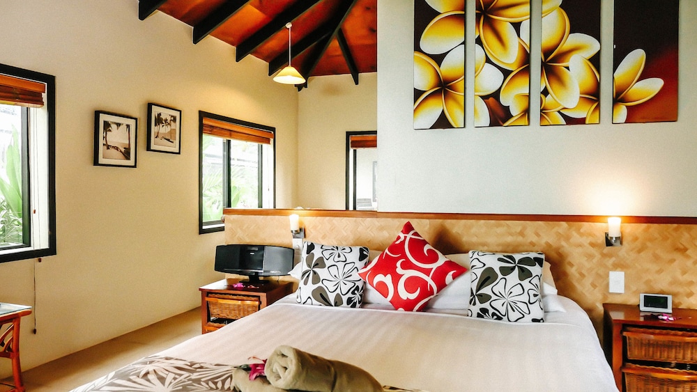 Muri Beach Resort 13/75