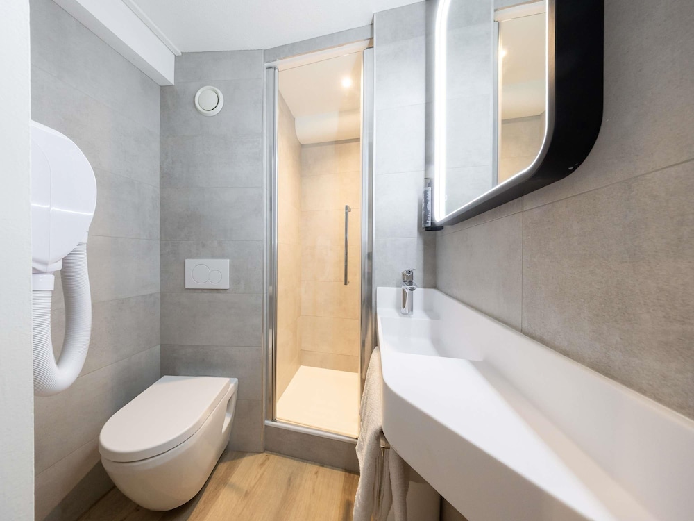 IBIS BUDGET BORDEAUX CENTRE MERIADECK 52/53