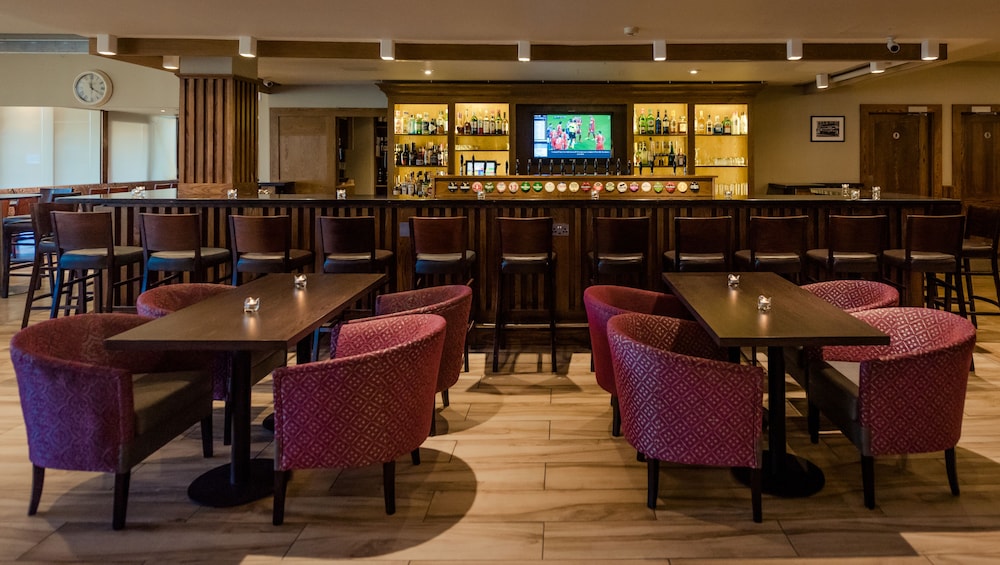 Rochestown Lodge Hotel 25/32