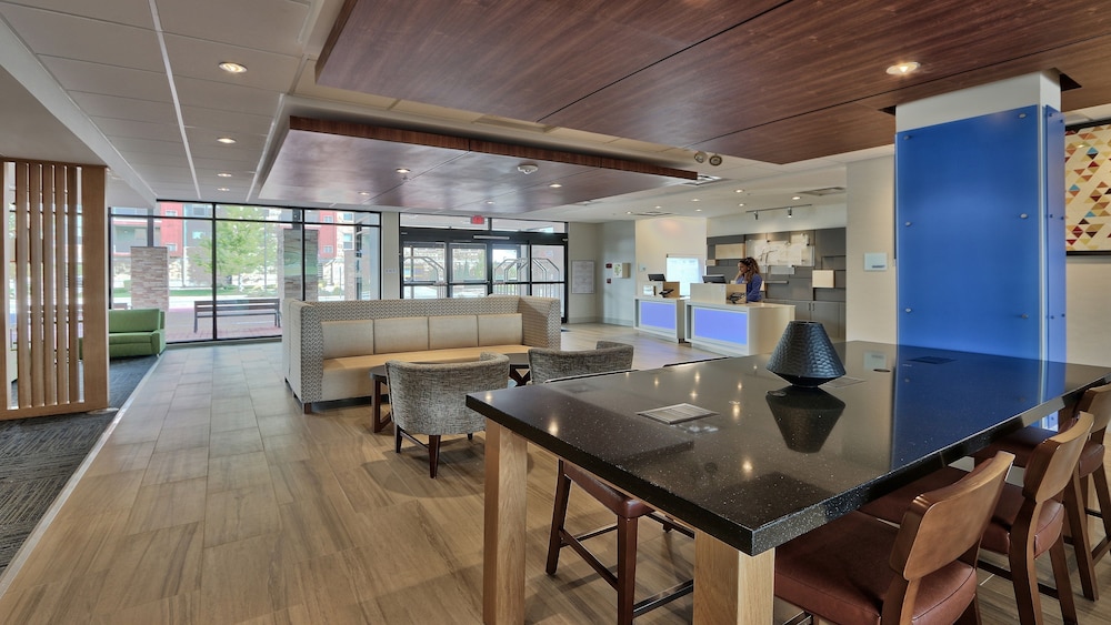 Holiday Inn Express & Suites Denver Northwest - Broomfield 32/51