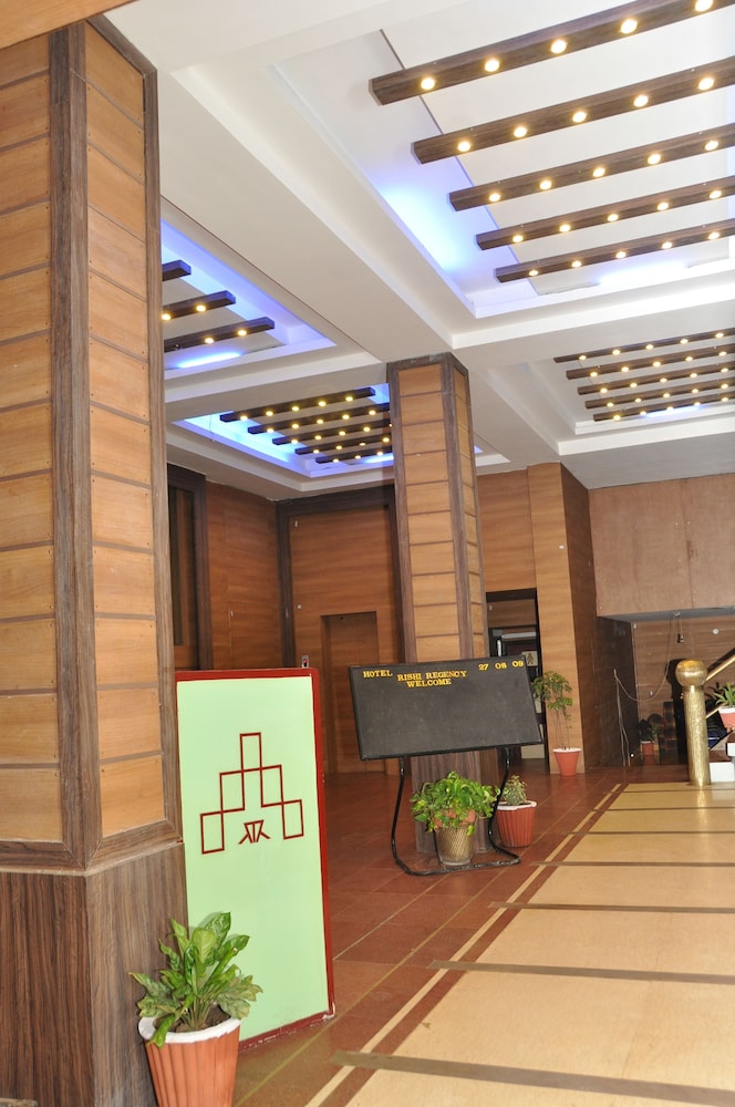 HOTEL RISHI REGENCY 8/32