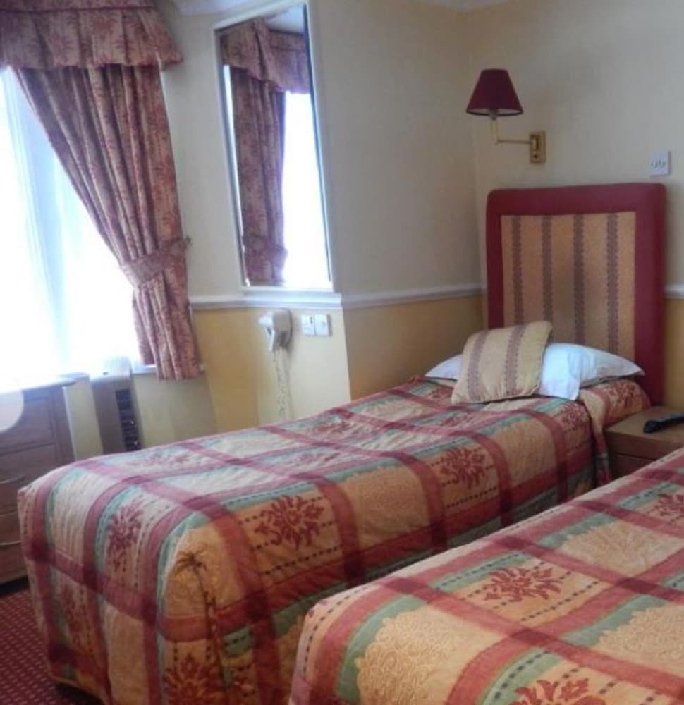 Hyde Park Radnor Hotel 15/40