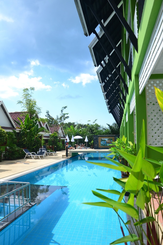 Khaolak C-Nior Bungalow 38/43