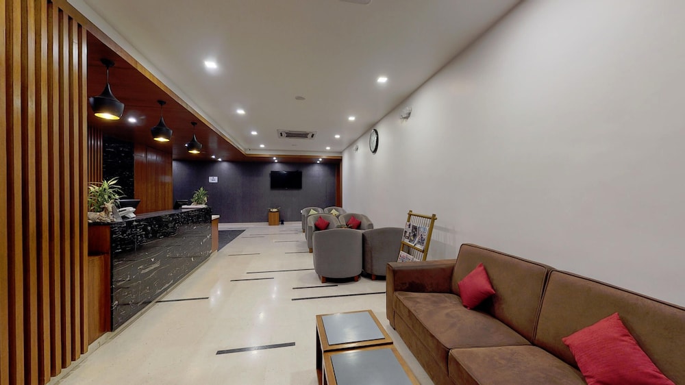 Hotel Shivas Gateway 67/77