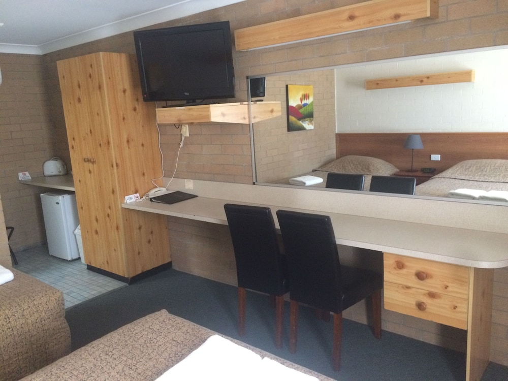 Alexander Motor Inn Moree 4/34