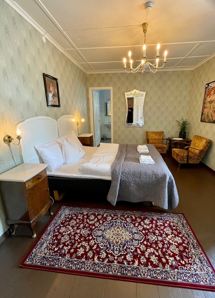 Visnes Hotel 18/62