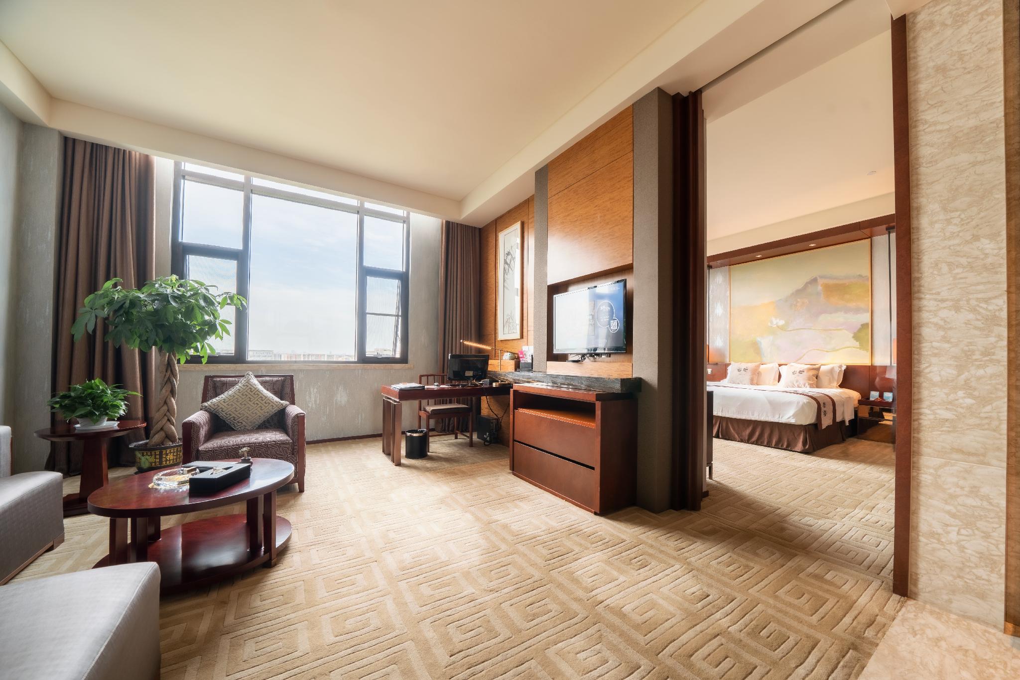 Chengdu Airport Hotel 46/55