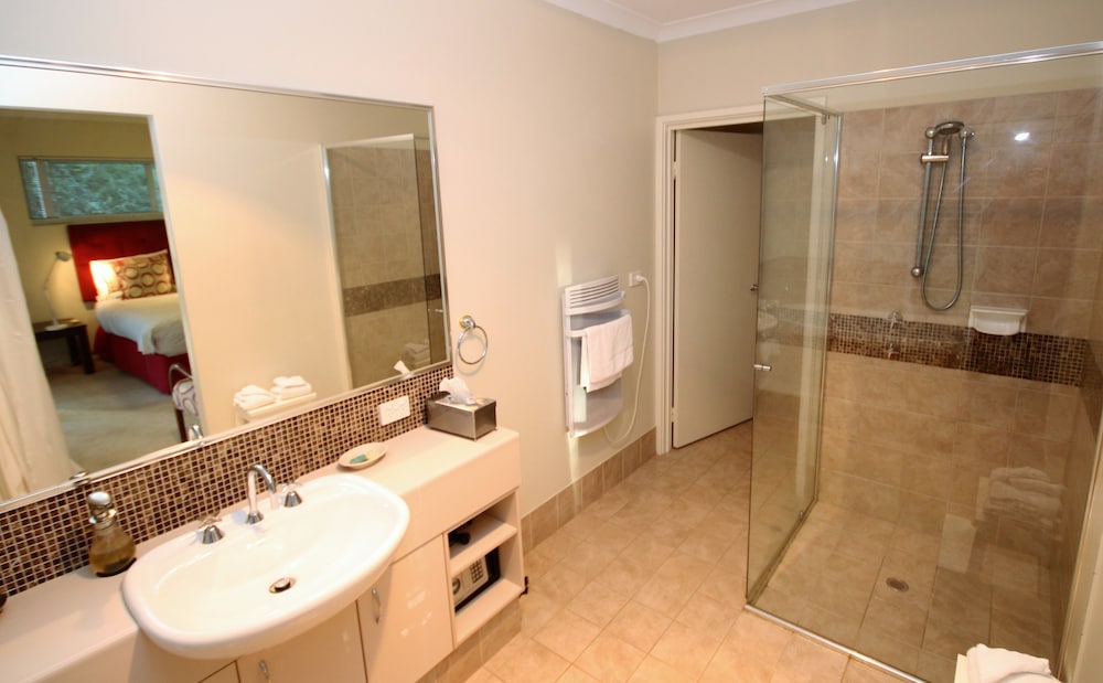 MARGARET RIVER BED AND BREAKFAST 42/48