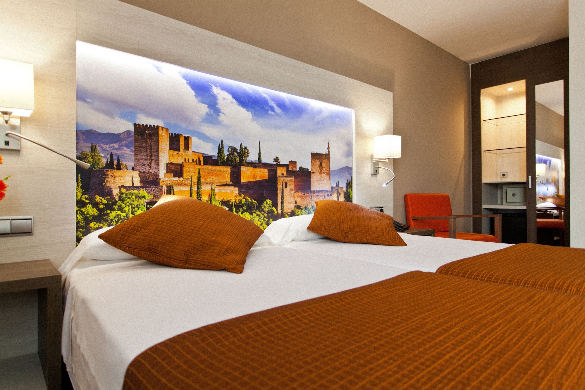 ROOM, TRIPLE, 3 BEDS