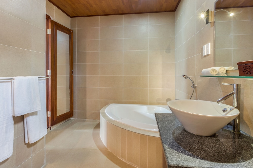 Gold Coast Phu Quoc Resort 43/68