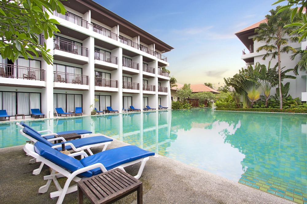 Estella Phuket Mai Khao Beach Resort 6/66