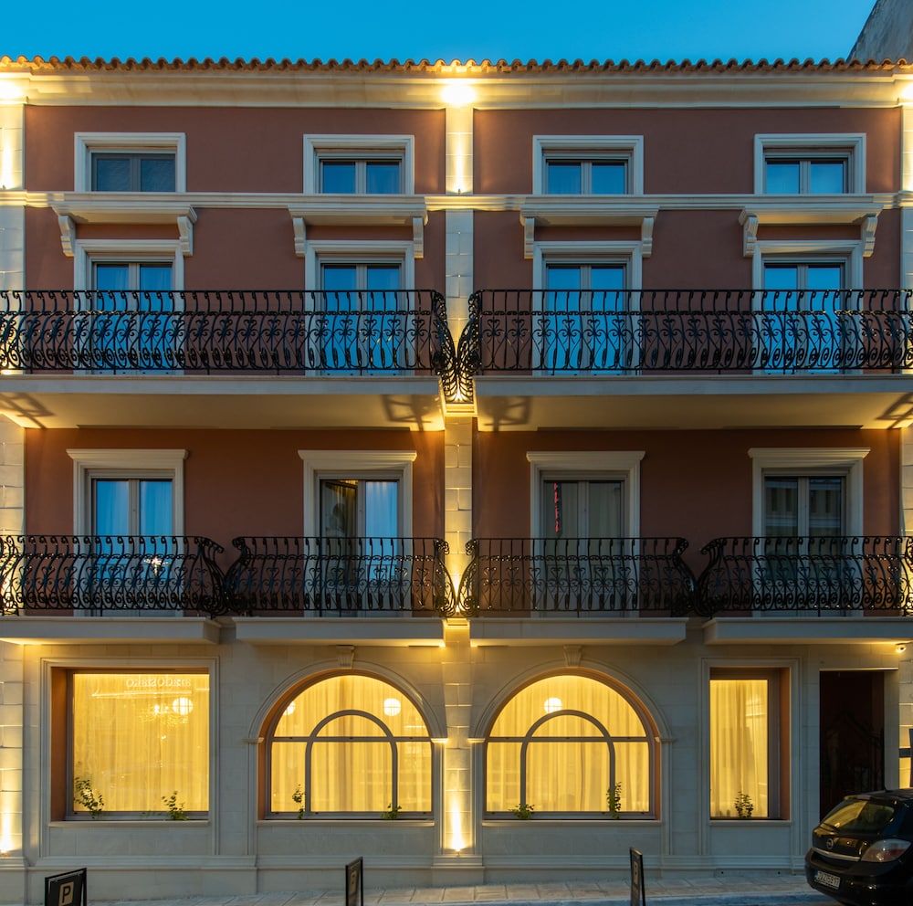 Capolavoro Suites 1/41