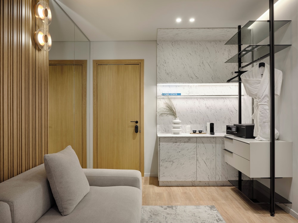 NUR Aparthotel Athens 20/35