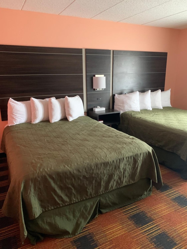Regency Inn Suites 11/57