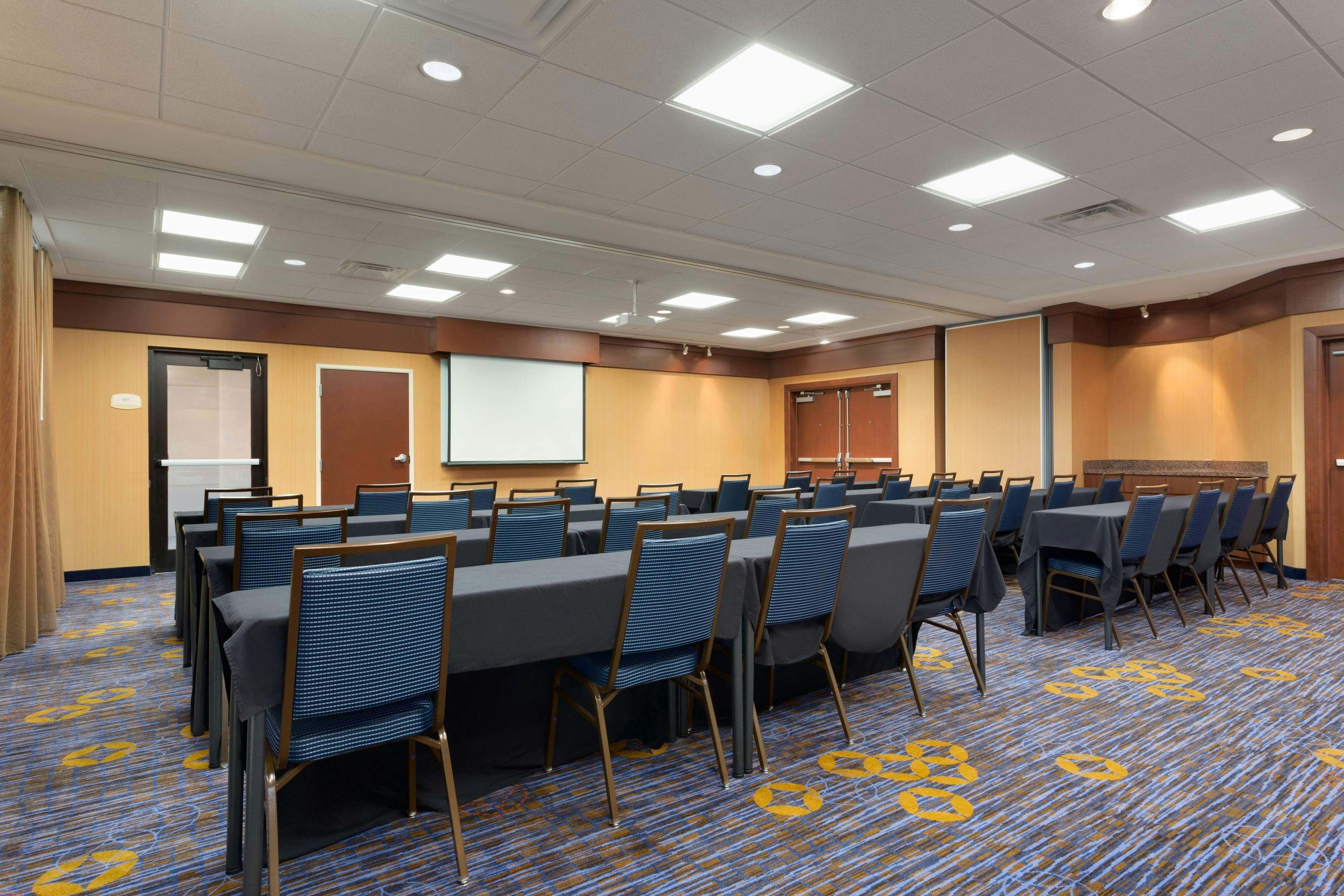 Courtyard by Marriott Oklahoma City North/Quail Springs 31/38
