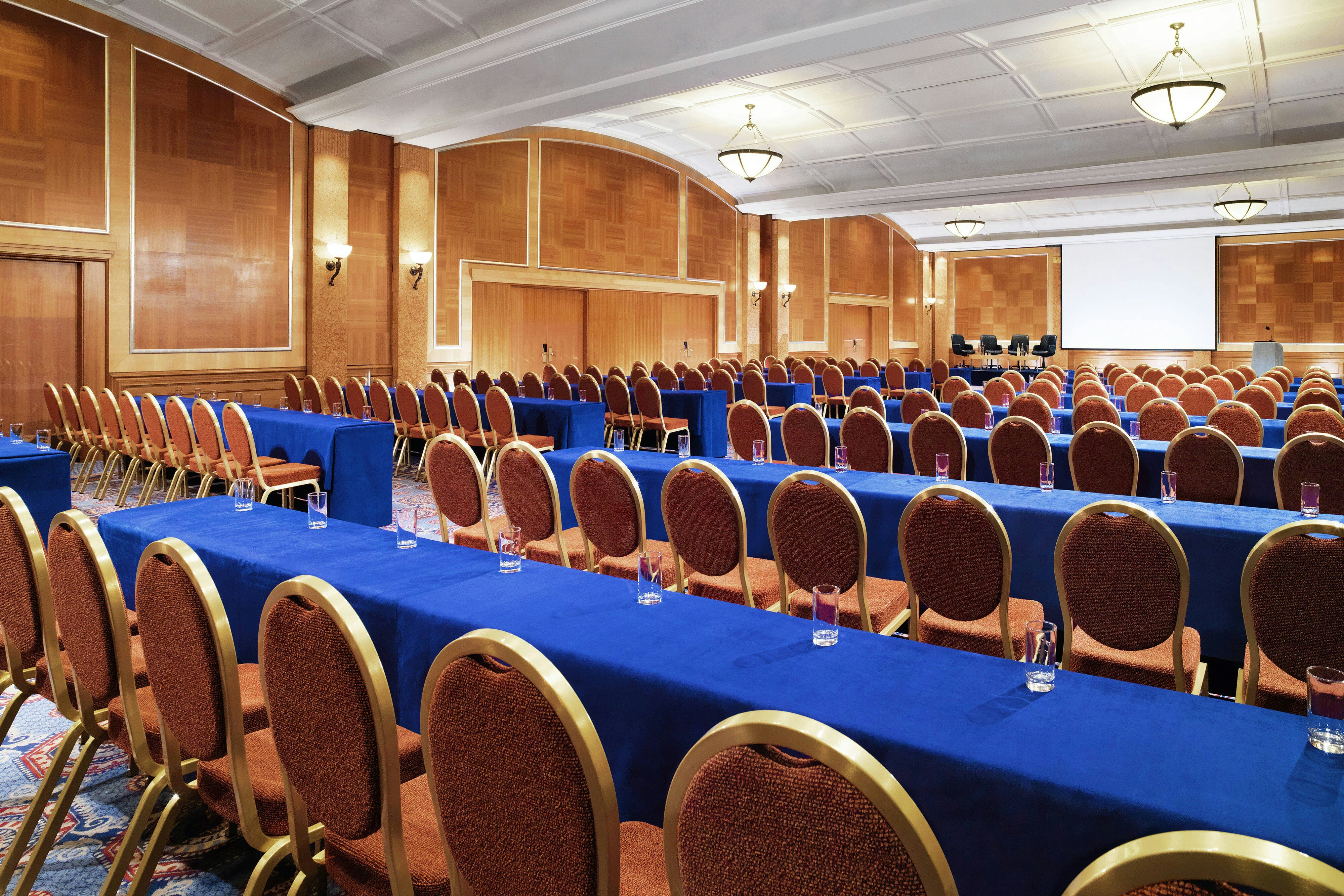 Sheraton Skyline Hotel London Heathrow 55/64
