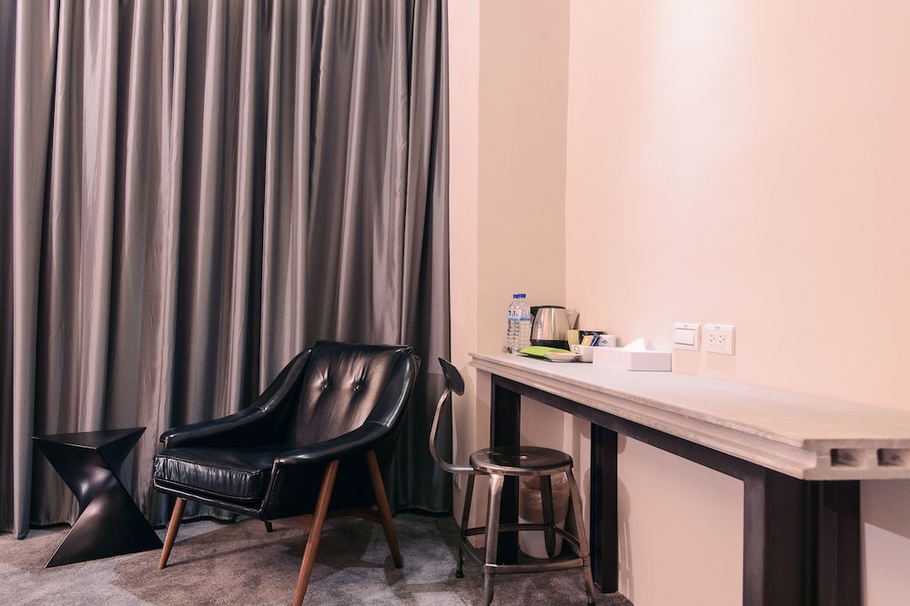 Kiwi Express Hotel-Taichung Station Branch Ii 50/60