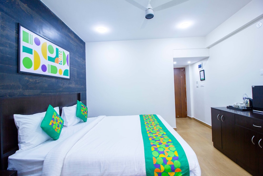 Oyo 4977 Kristal Sands Beach Resort 17/78