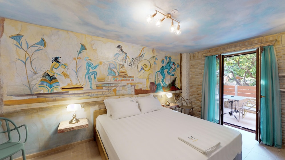 Leda Suites 16/50