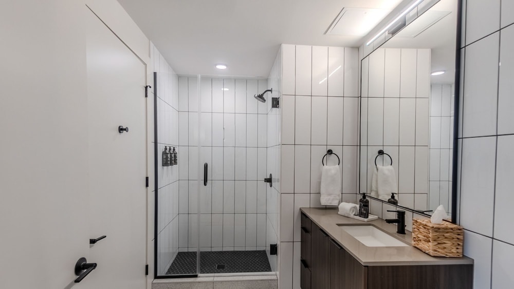 Sentral Sol Modern 49/50
