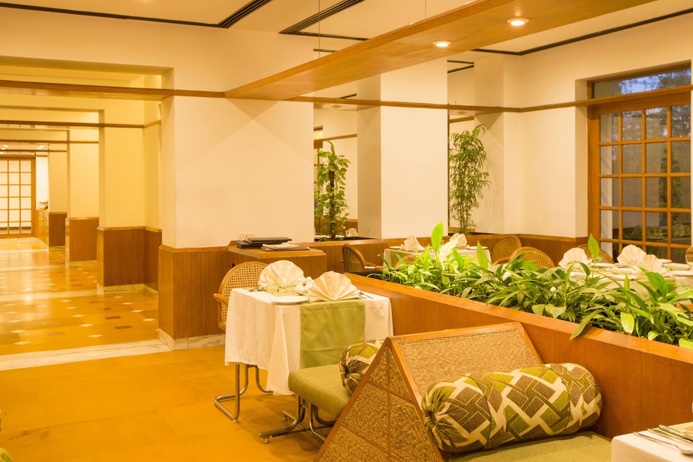 Casino Hotel 17/50