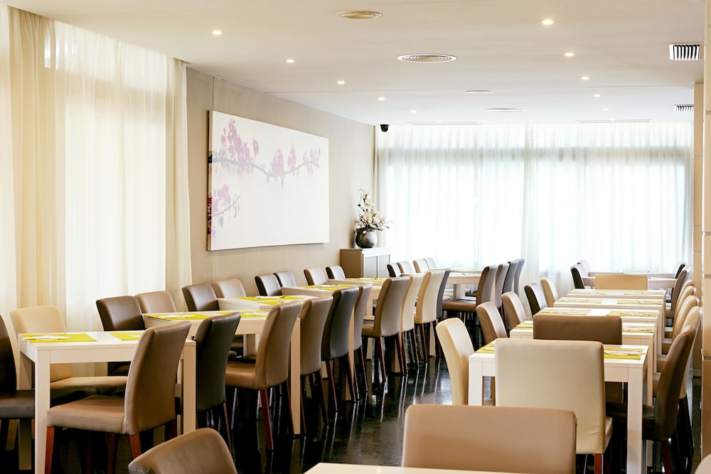 Hotel Mariant 30/33