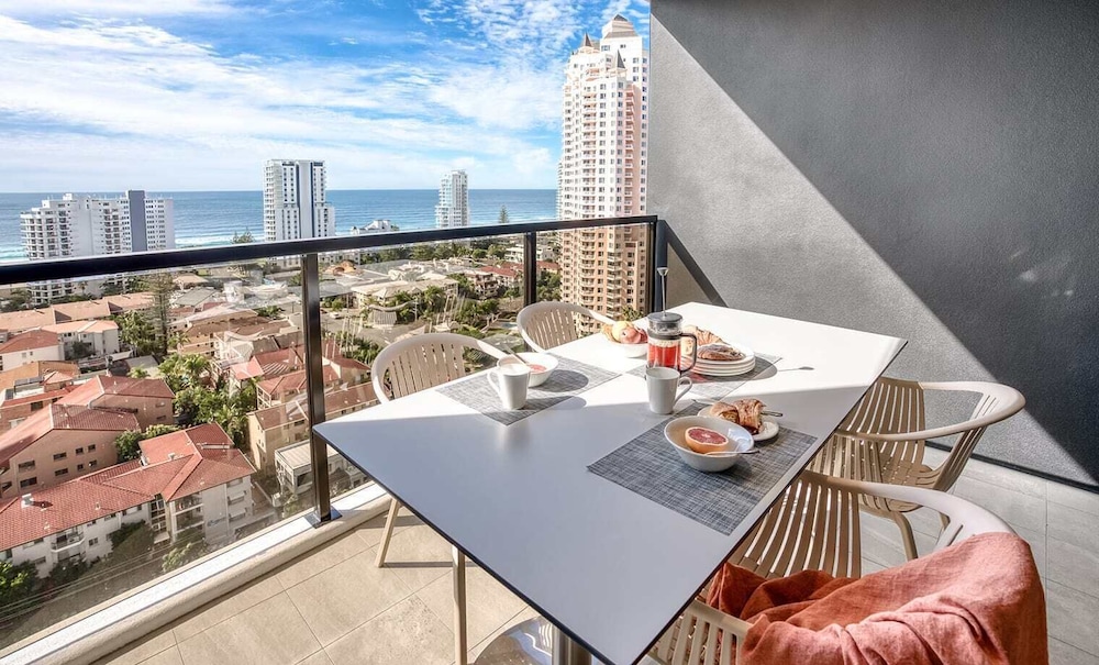 Encore Broadbeach 34/50