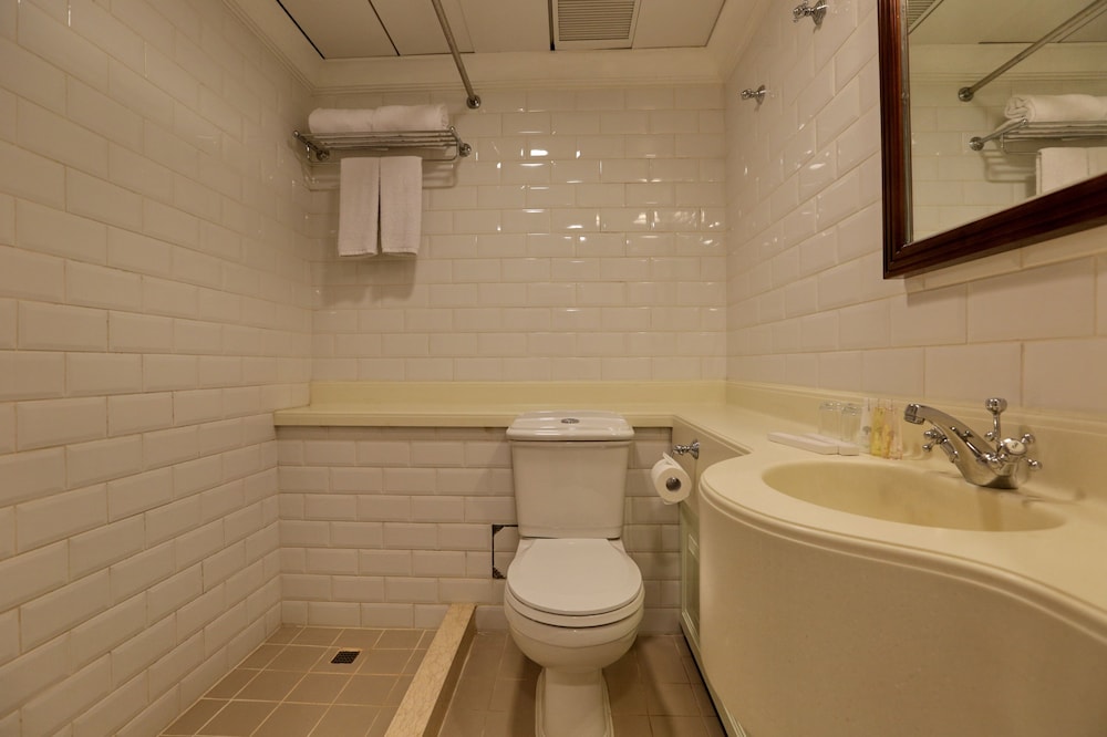 Heritage Lodge 45/45