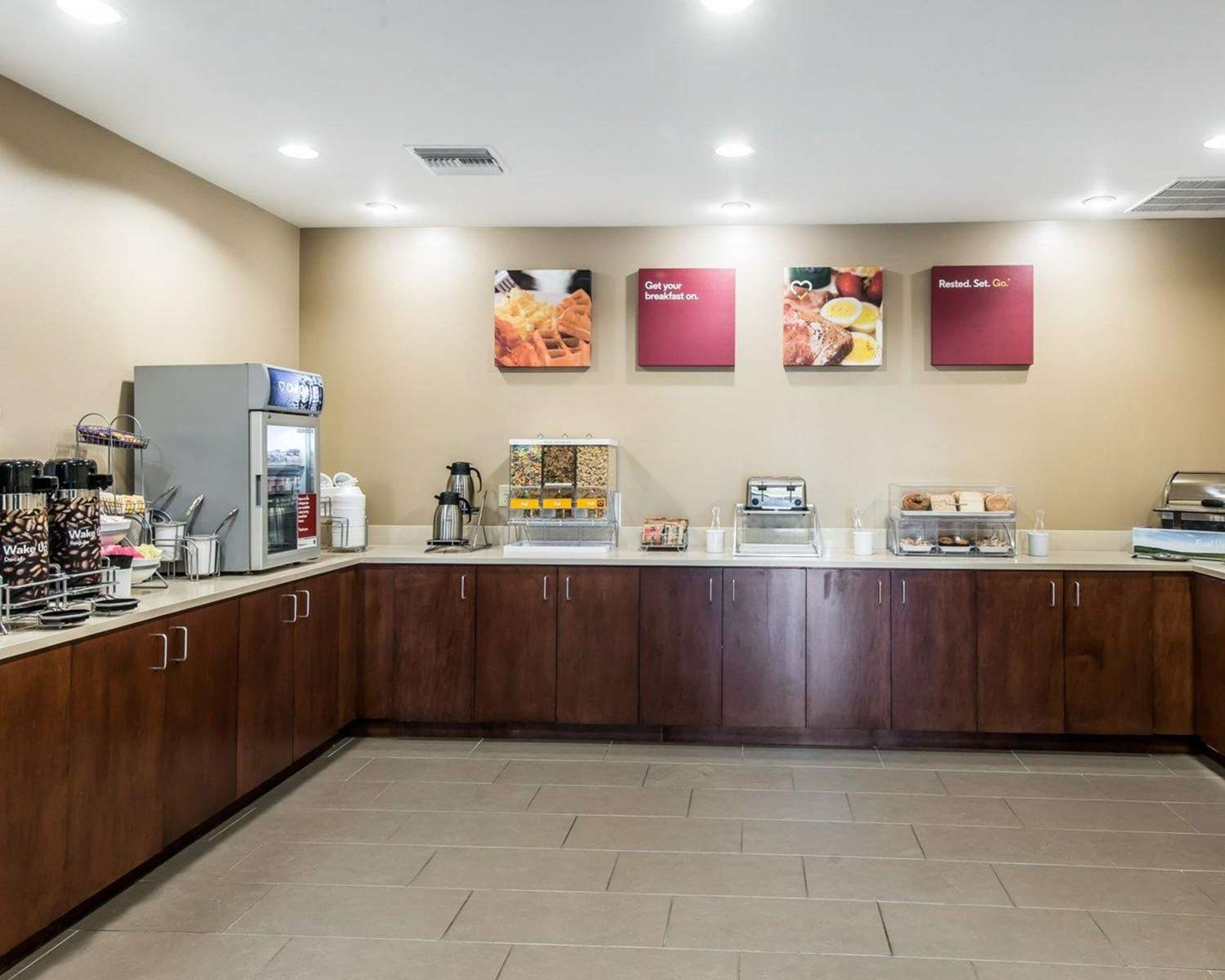 Comfort Suites Dunnellon near Rainbow Springs 5/40