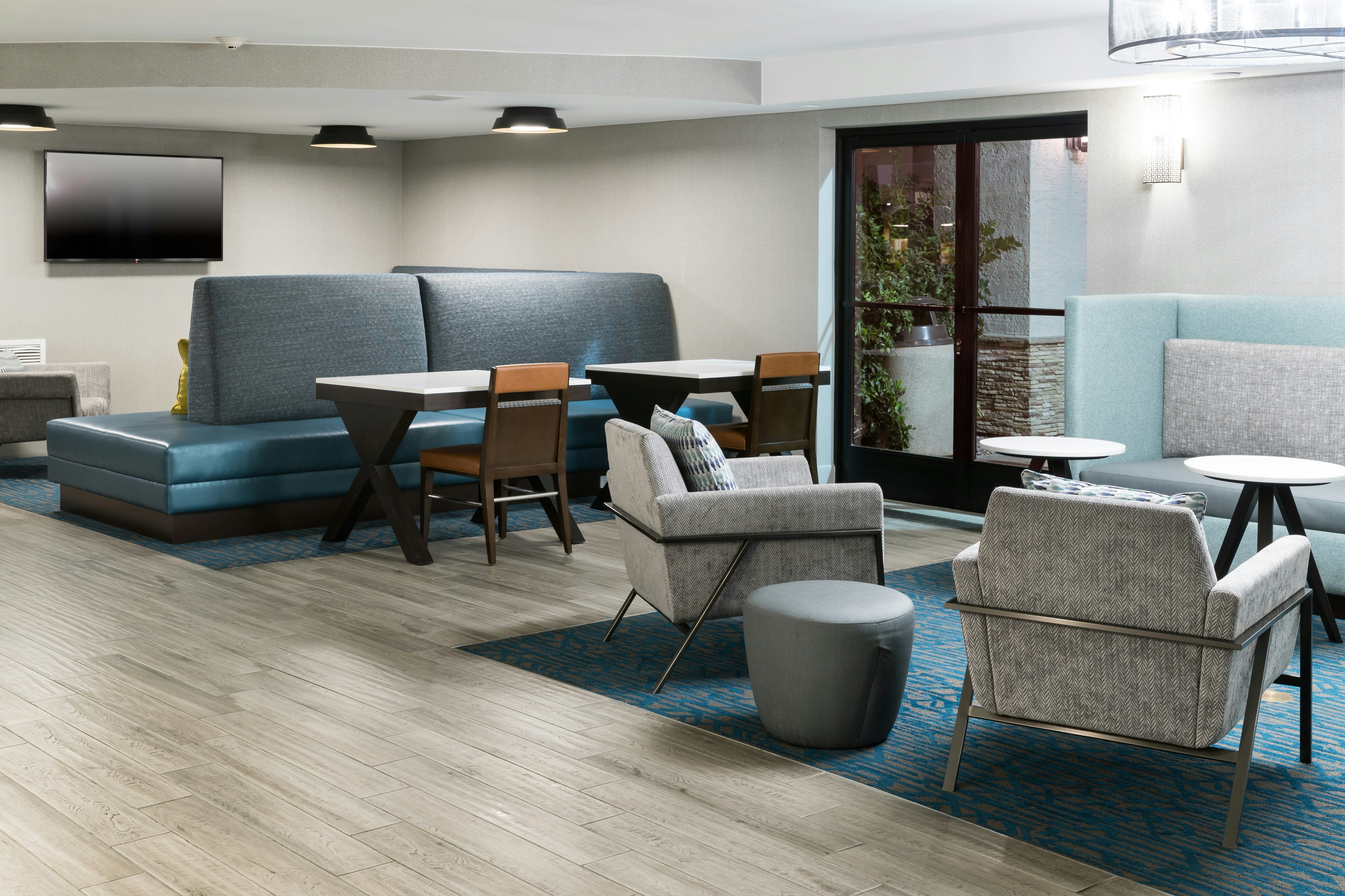 Hampton Inn Los Angeles/Santa Clarita 25/49