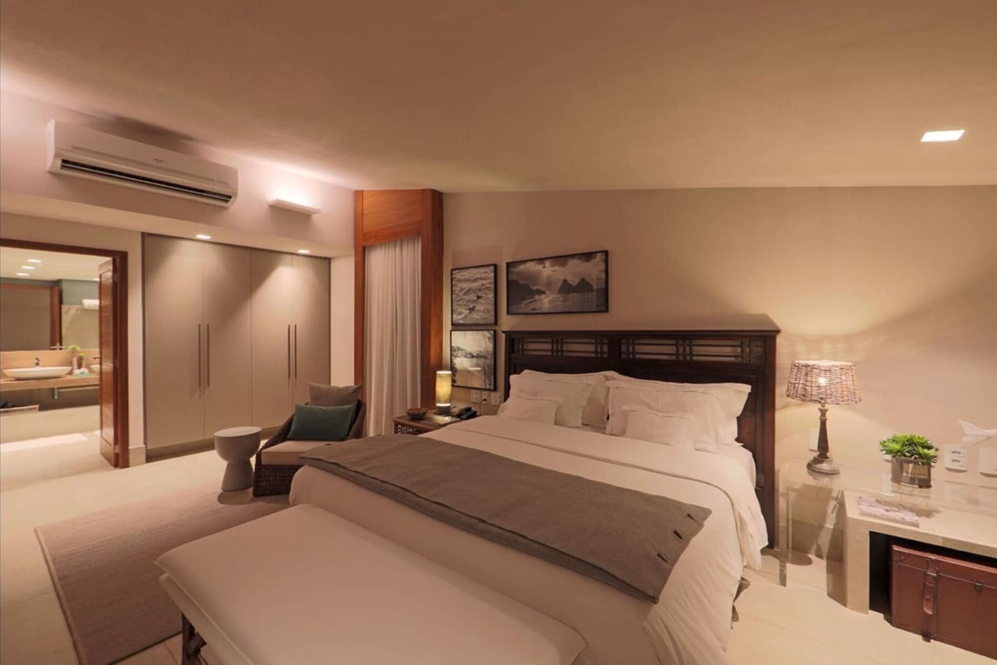 rooms