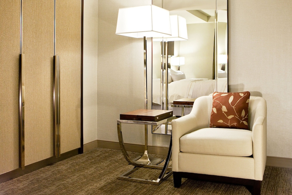The Westin Portland Harborview 56/58